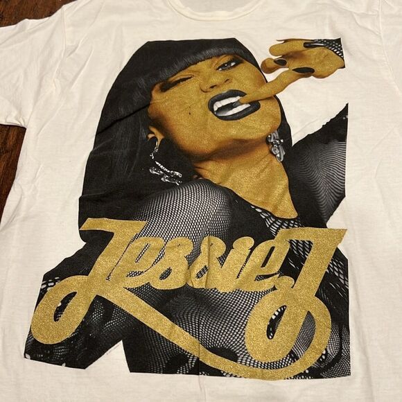 Jessie J 2011 Stand up tour Sz medium t-shirt white big hit on the front - Picture 2 of 7